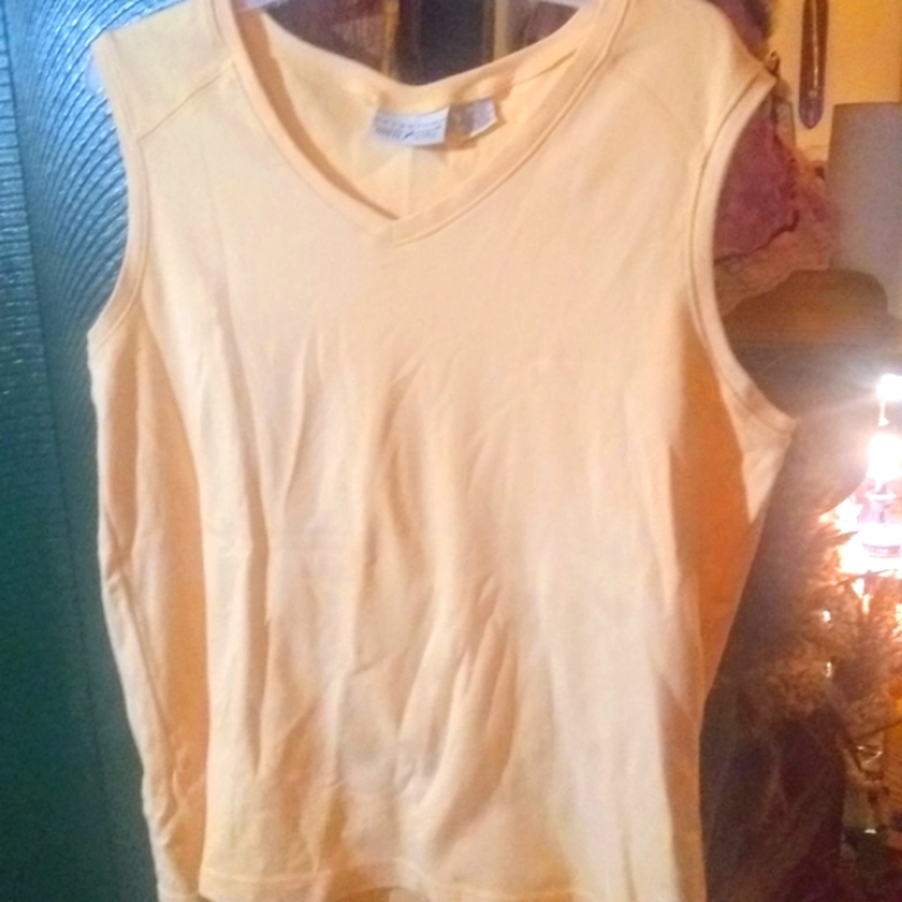 **Women's Yellow Cotton Sleeveless Top